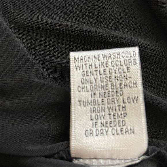 Ali Ro Black side tie casual day to night dress EUC sz. 10 stretchy short sleeve - Picture 8 of 12